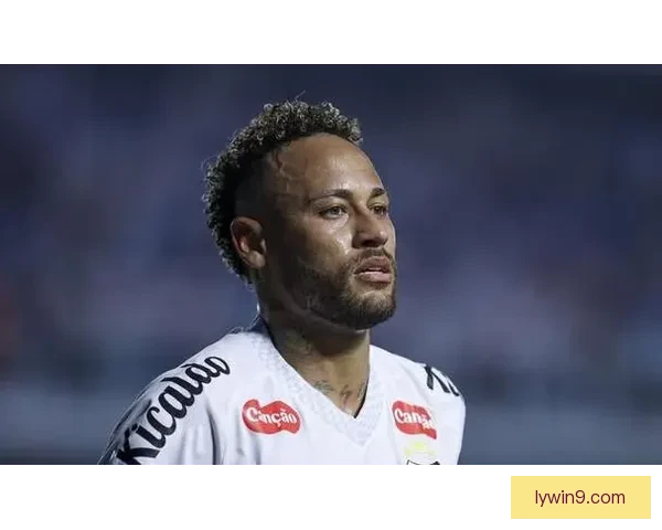 内马尔拒绝降薪新月合同成阻碍回归巴西之路艰难转会博弈复杂漫长